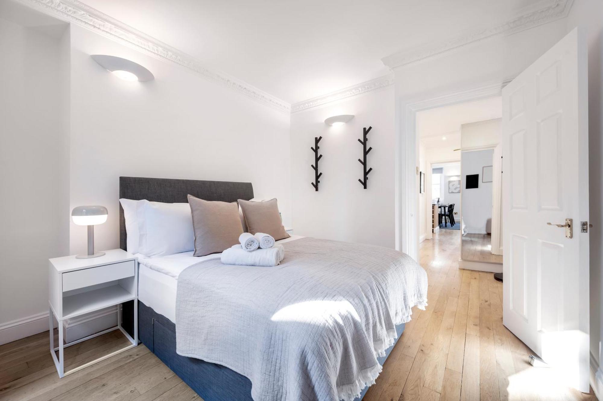 2 Bedr, 3 Beds, 1 Bath Thames, Trafalgar Sq ลอนดอน ภายนอก รูปภาพ