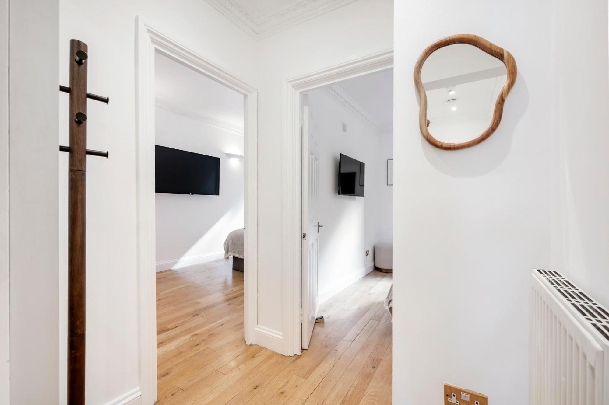 2 Bedr, 3 Beds, 1 Bath Thames, Trafalgar Sq ลอนดอน ภายนอก รูปภาพ